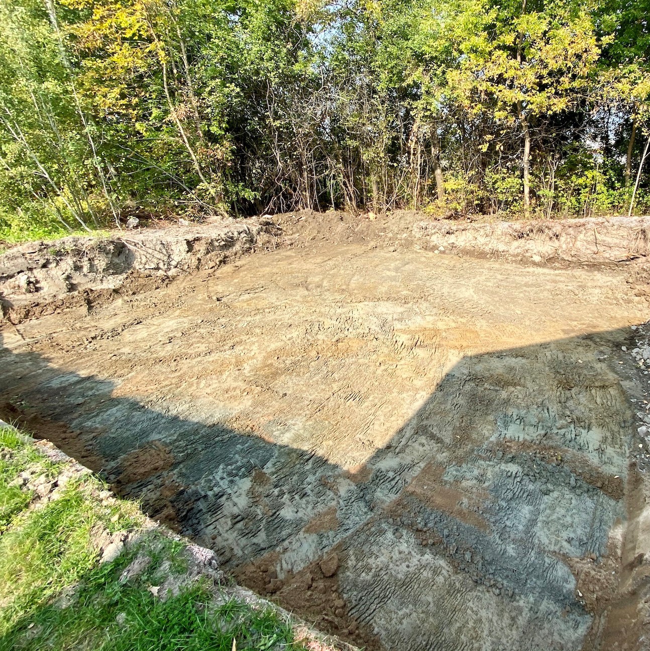 Garage foundation excavating in Carp